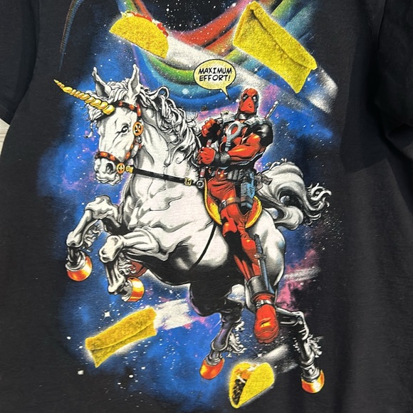 Marvel Deadpool Tshirt with Tacos, Burritos and Unicorns - Picture 2 of 6